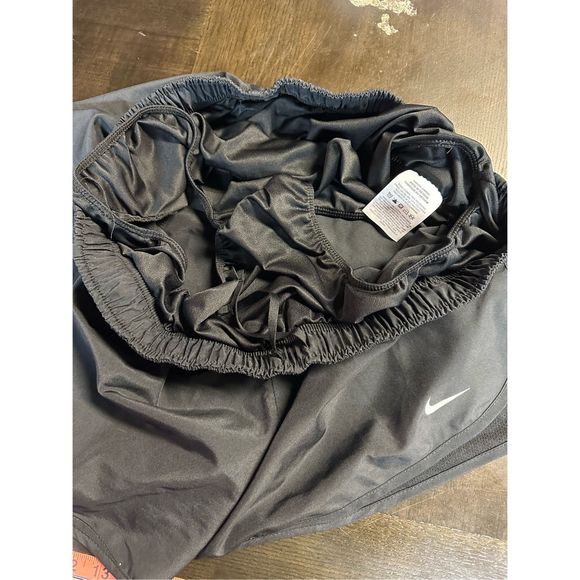 Nike Dri Fit Black Drawstring Elastic Waist Womens Short Size XXL - Picture 4 of 4